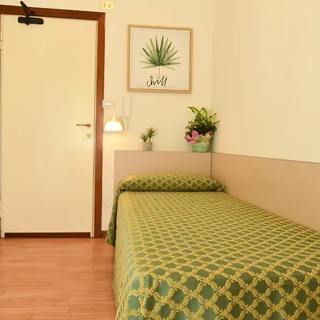 Leonarda Hotel Rimini