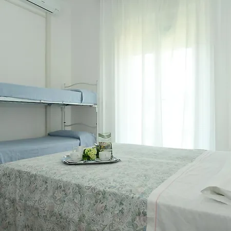 Leonarda Hotel