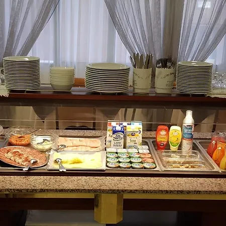 Hotel Ramona 2*