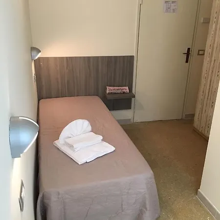 Rebola Otel Rimini