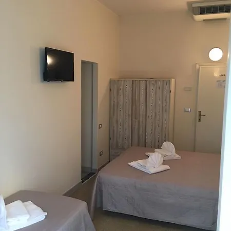 Rebola Otel Rimini