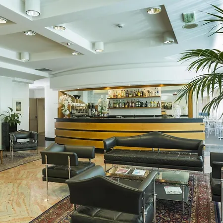 Astoria 4*