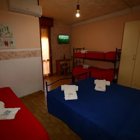 Hotel Emanuela 2*