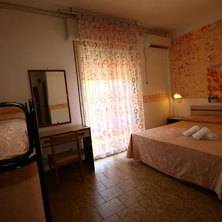 Emanuela Hotel