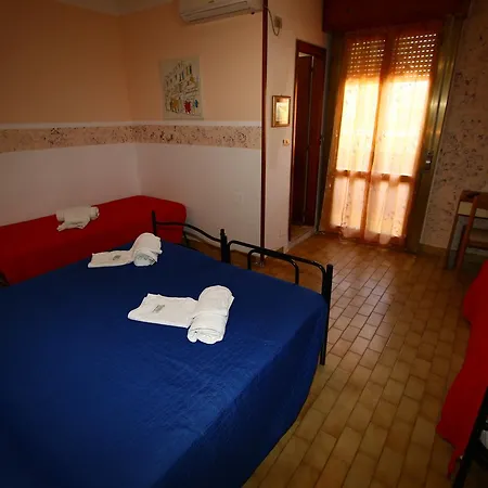 Emanuela Hotel