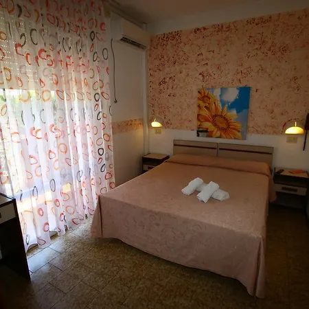 Emanuela Hotel