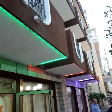 Emanuela Hotel 2*
