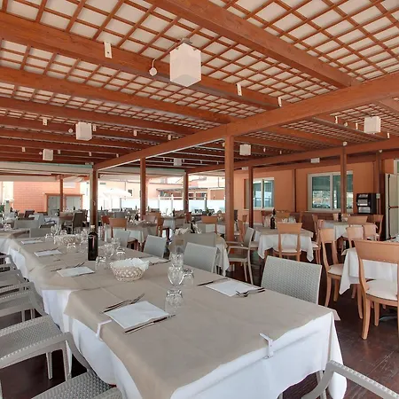 De La Hotel 3*