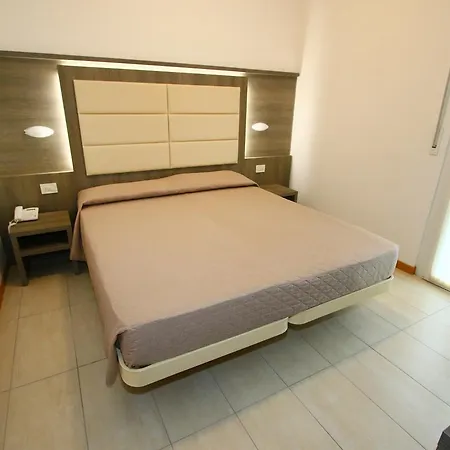 Boom 3* Rimini