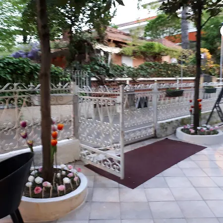 Hotel Emanuela