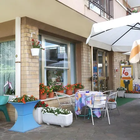 Marselli Hotel 3*