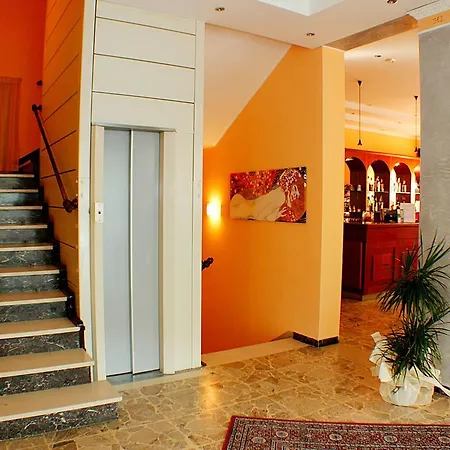 Jasmine Hotel 3*
