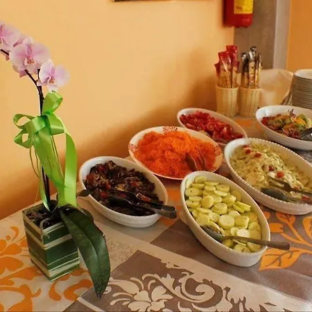 Jasmine Hotel 3*