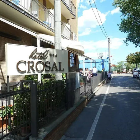 Hotel Crosal