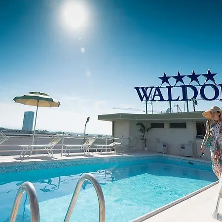 Hotel Waldorf