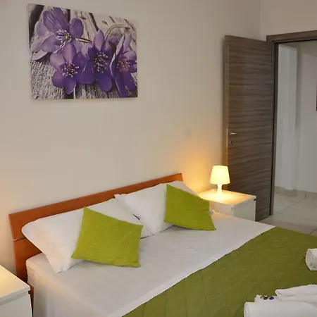 Green Aparthotel