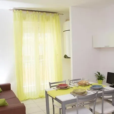 Green Aparthotel 2*