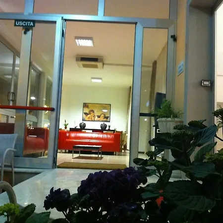 Colonna Hotel 2*