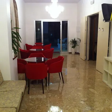 Colonna 2*