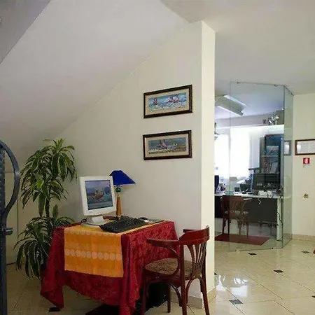 Hotel St Pierre 3*