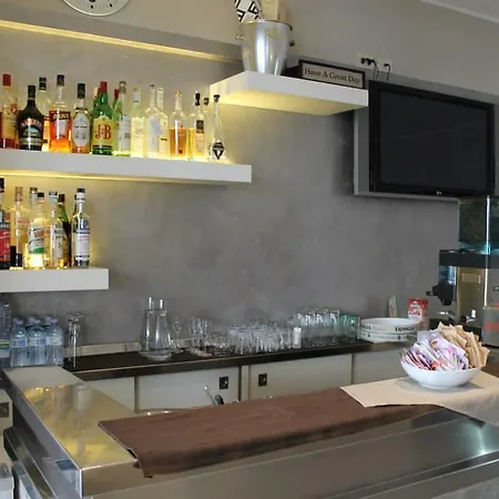 Hotell Sant'elena 3*