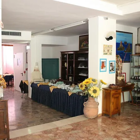 Roxy Floridiana 3*