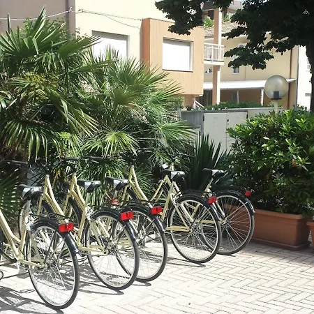 Orizzonti Hotel 3*