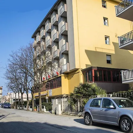 Orizzonti Hotel 3*