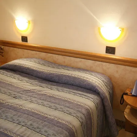 Szálloda Bamby 3*