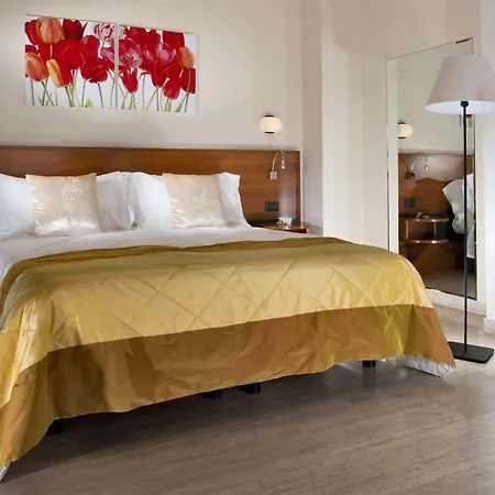 Astoria 4*