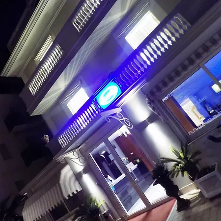 Del Mare Отель 3*