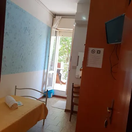 Emanuela Hotel
