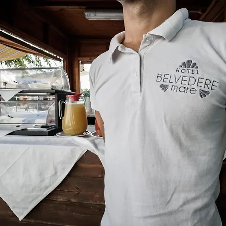 ホテル Belvedere リミニ