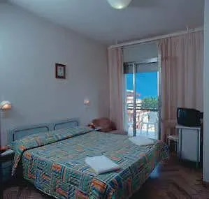 Otel Lem 2*