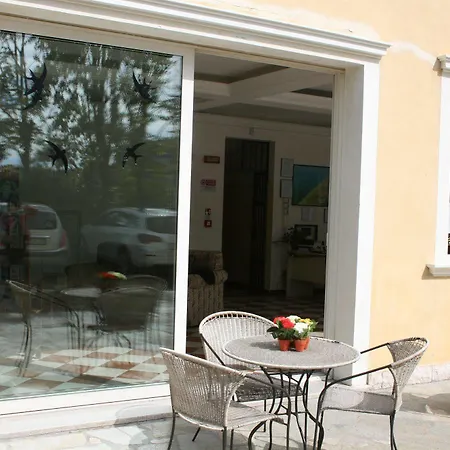 Aparthotel Residenza Margherita 3*
