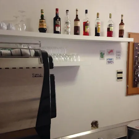 恩尼亚别墅酒店 里米尼