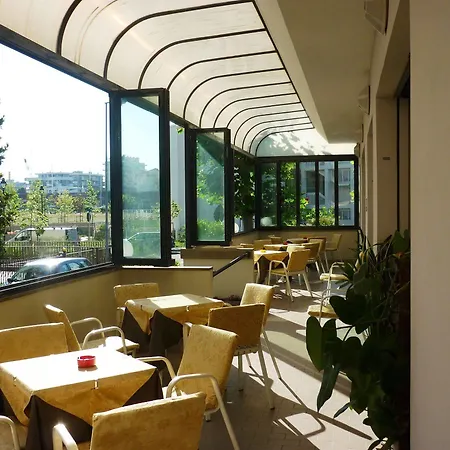 Hotel Gladiola