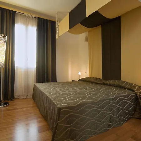 Card International Hotel 4*