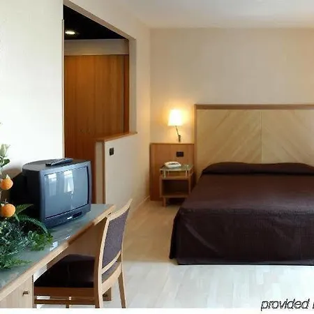Corallo Hotel 3*