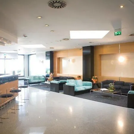 Hotel Junior