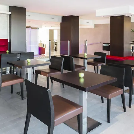 Hotell Terminal Palace & 4*