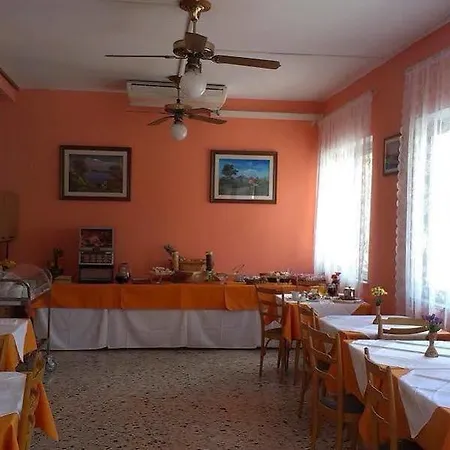 Elsi 3*