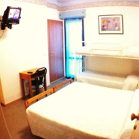 Zenith Hotel 3*