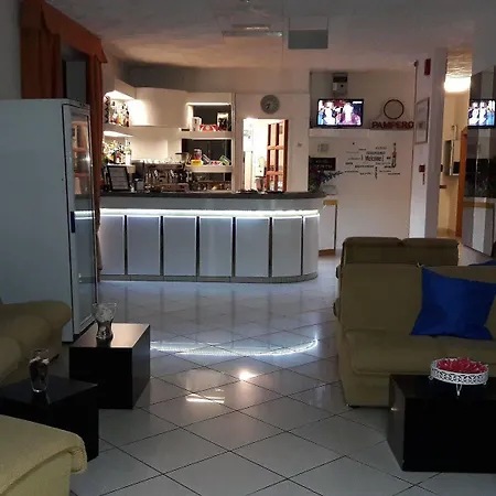 Zenith Hotel