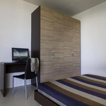 Aparthotel Delfina Rimini