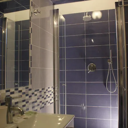 Hotel Letizia 3*
