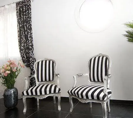 Le Viole Aparthotel