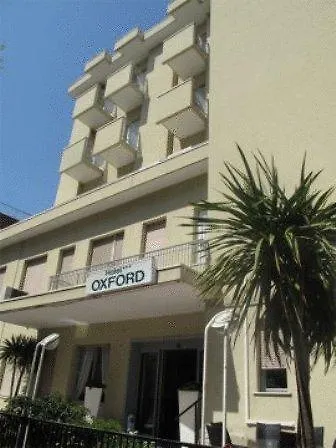 Hotel Oxford 3*