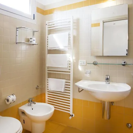 Apart Otel Mimosa 3*
