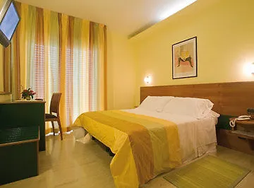 Astoria 4*